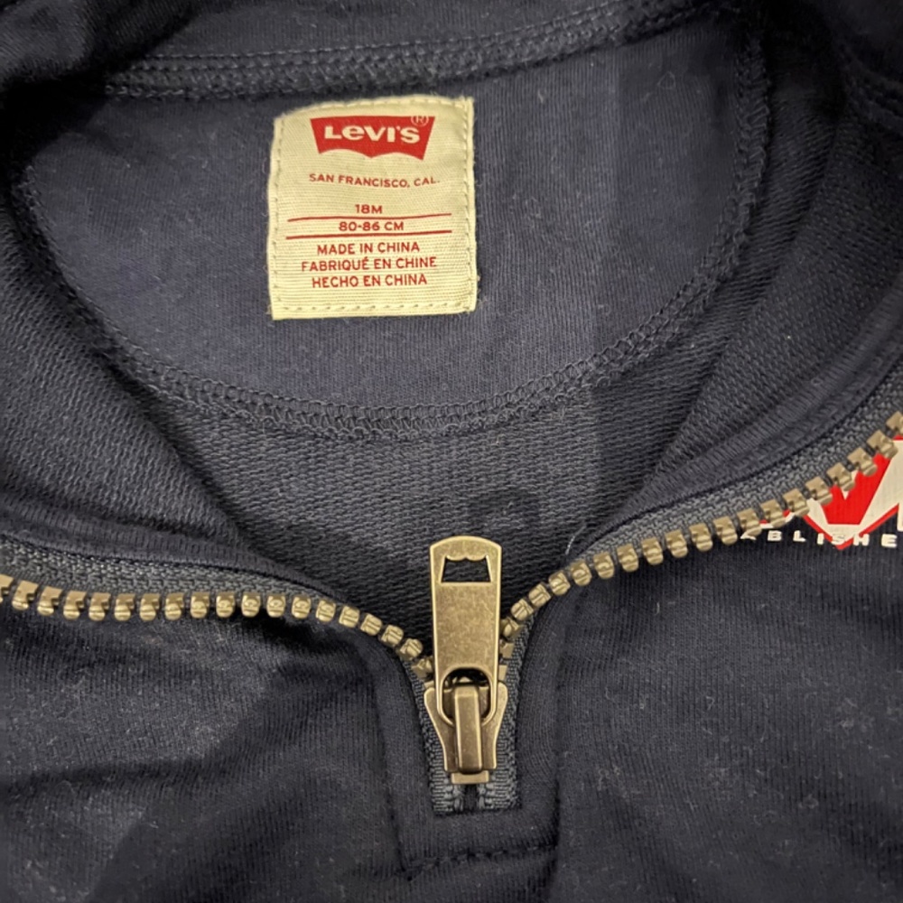 Levi’s Matching Set - Picture 12 of 13